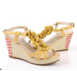 欧美凉鞋视频,夏日必备单品大揭秘